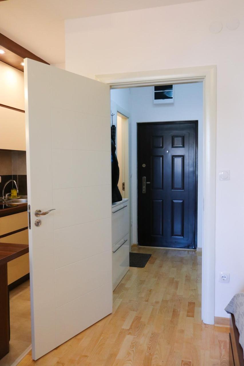 Dm Apartment